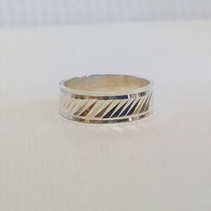 Sterling Silver Shimmer Band Ring Size 8